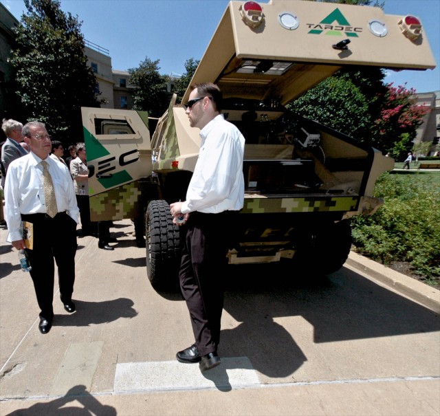 SLIDESHOW: Fuel Efficient Demonstrator at the Pentagon