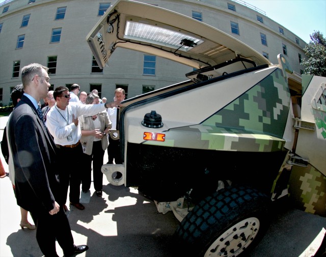 SLIDESHOW: Fuel Efficient Demonstrator at the Pentagon