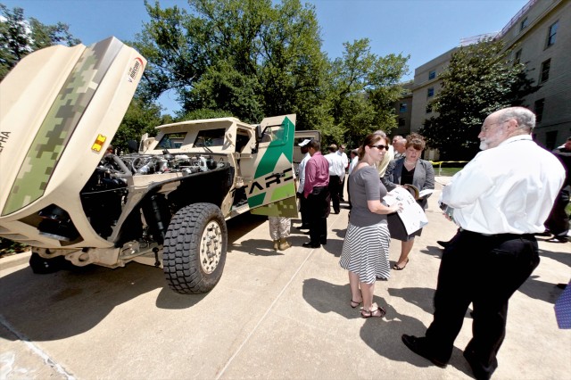 SLIDESHOW: Fuel Efficient Demonstrator at the Pentagon