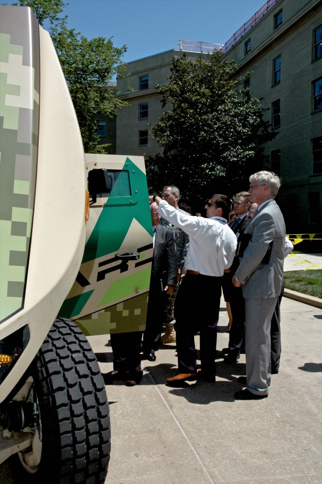 SLIDESHOW: Fuel Efficient Demonstrator at the Pentagon