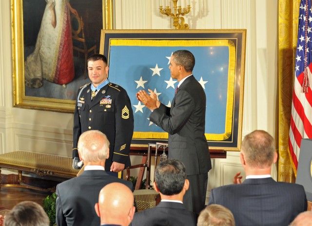 Petry receives the Medal of Honor