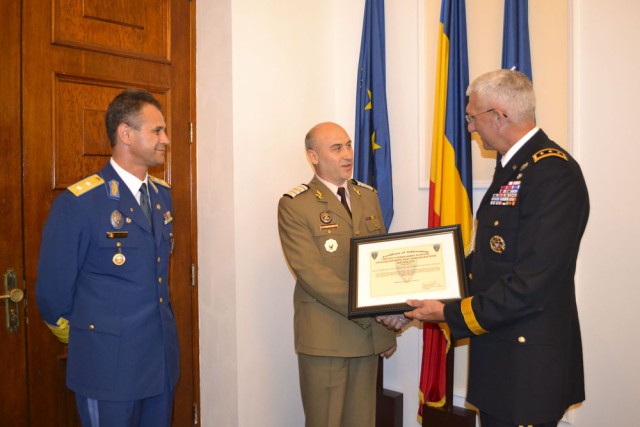 USAREUR commander inducts Romanian senior leader into USASMA international hall of fame