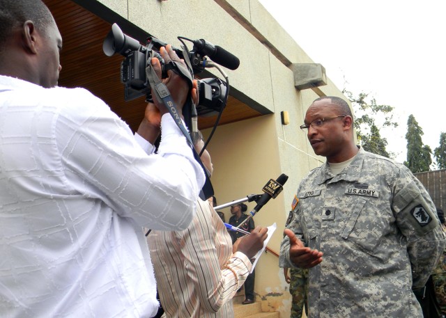 Ghanaian, U.S. Soldiers join forces for MEDFLAG 11