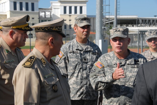 Algerian land forces commander tours USARAF HQ