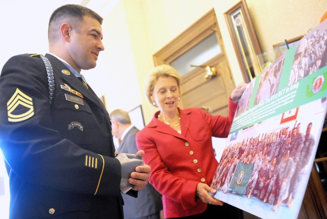 Petry visit with Gov. Gregoire 2
