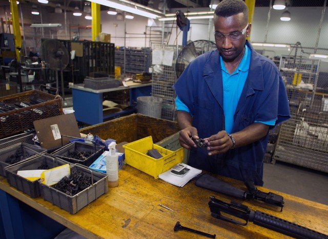 Anniston Army Depot overhauls M16s for FMS