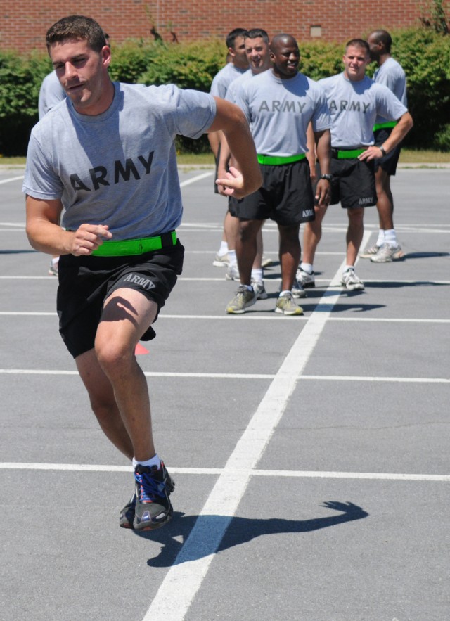 Fitness class teaches leaders to plan effective PT programs