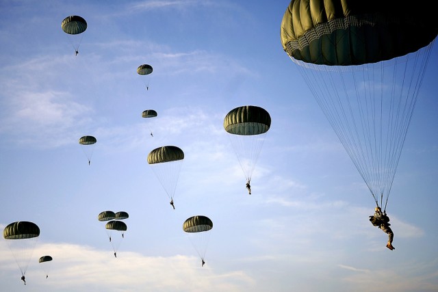 82nd Airborne Division Paratroopers jump