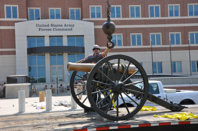 FORSCOM cannons installed at Fort Bragg