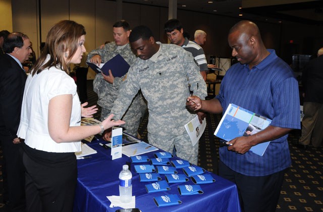 Job fair helps Soldiers find post-service work