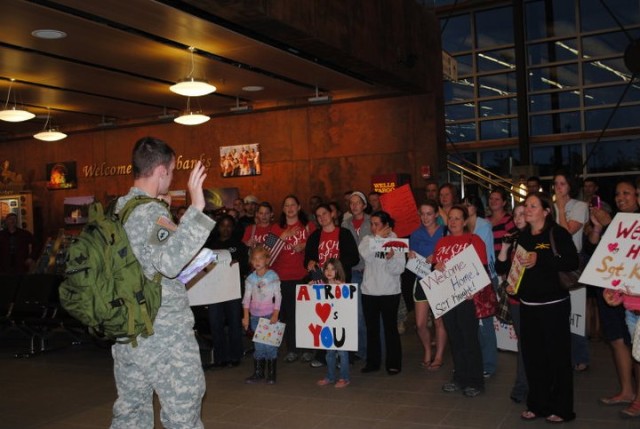 Wounded warrior receives surprising welcome home