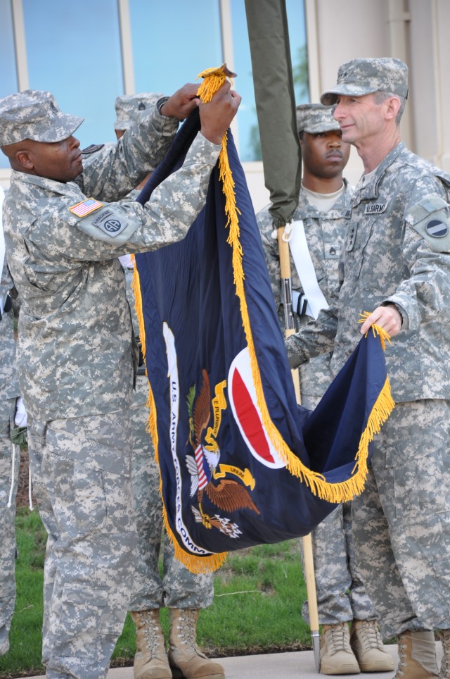 New FORSCOM/USARC headquarters honors Gen. George C. Marshall during ceremony that includes uncasing of command colors