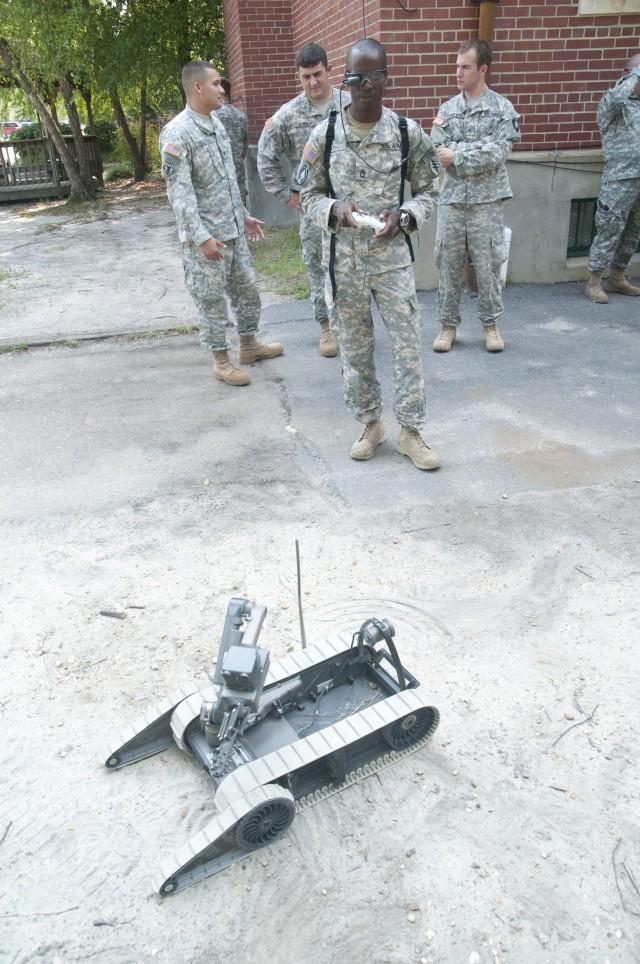 Fort Bragg Soldiers train on life-saving robotic technology 
