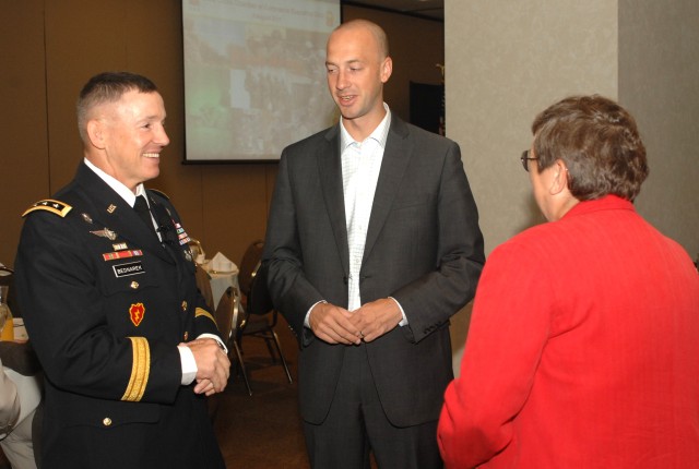 Bednarek introduces First Army at QC Chamber event