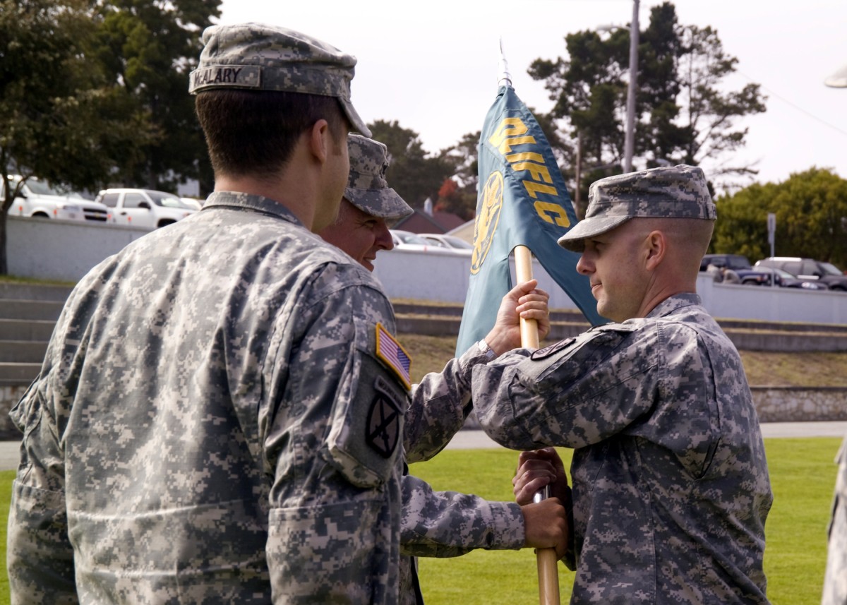 Headquarters and Headquarters Company DLIFLC & POM changes command