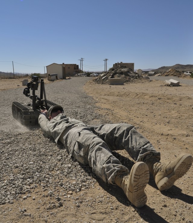 18th EN deploys robots to detect IEDs at NTC