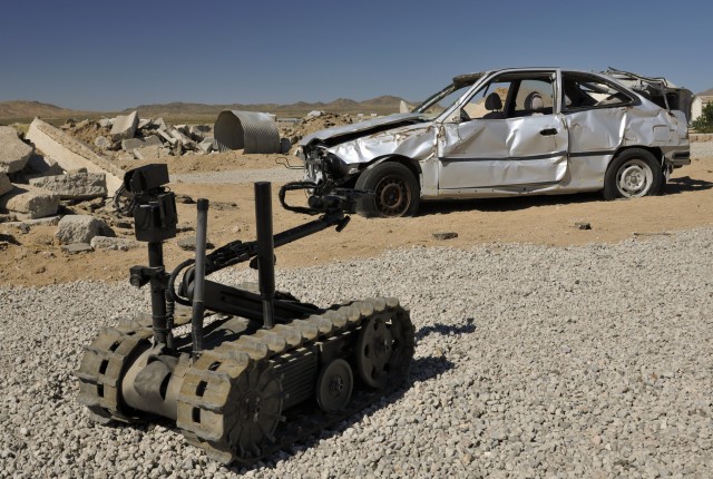 18th EN deploys robots to detect IEDs at NTC