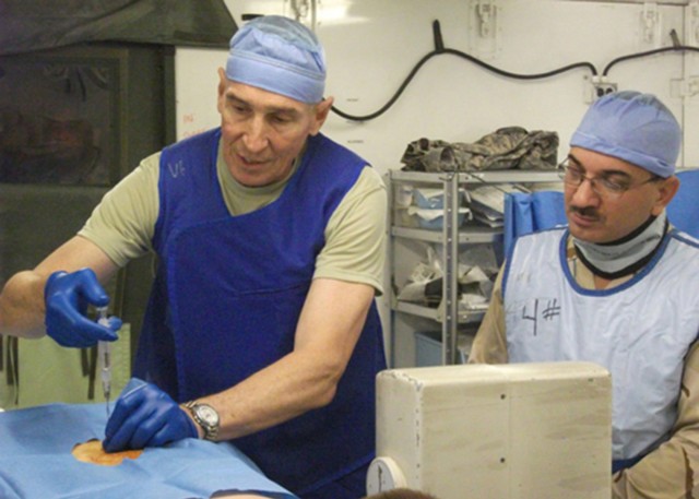 CSH Soldiers share expertise with Iraqi providers