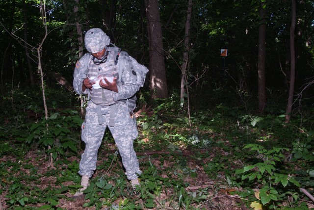 Soldiers compete in ASC Best Warrior competition