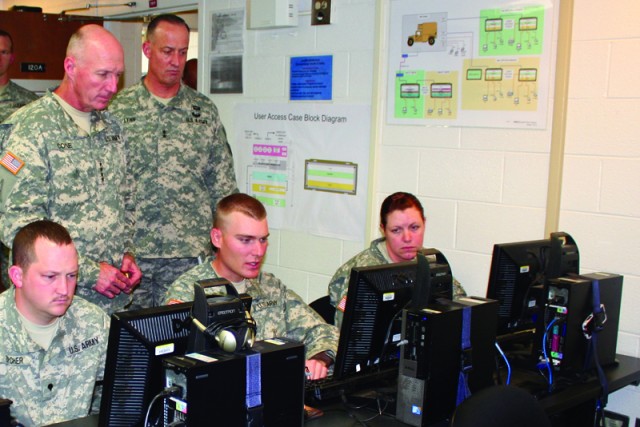 20110812 - Gen Robert Cone at Fort Gordon 02