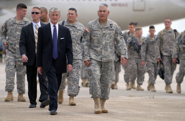 McHugh visits Fort Campbell