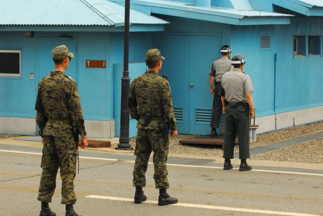 III Corps Soldiers visit DMZ