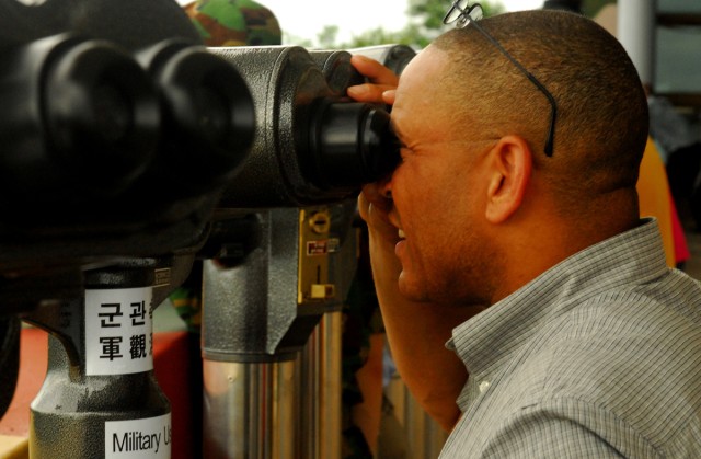 III Corps Soldiers visit DMZ