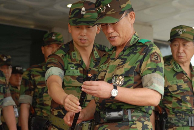 3rd Republic of Korea commanding general presents III Corps with baton