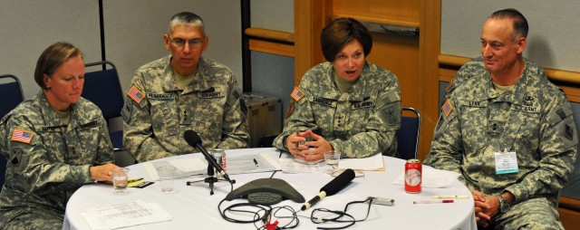 Army leaders discuss network strategic vision for 2020