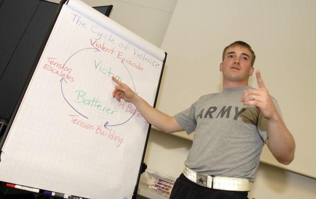 Soldier 360 student teaches class on domestic violence