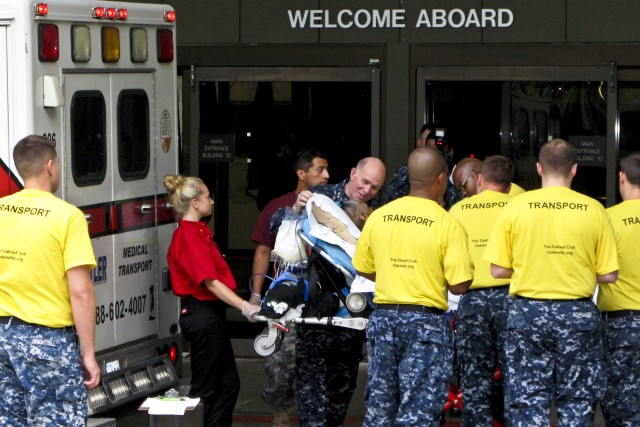 Walter Reed inpatients move to Naval Medical Center in Maryland