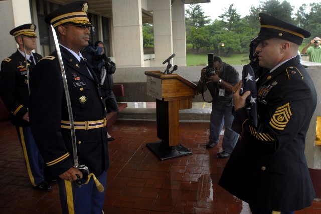 Walter Reed inpatients move to Naval Medical Center in Maryland