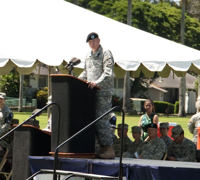 Maj. Gen. Beaerd addresses Formation and guest