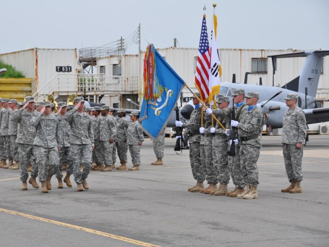 3rd Military Intelligence Battalion changes command