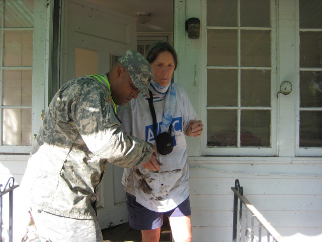 New York Army National Guard Soldiers from Harlem Aid Upstate Residents