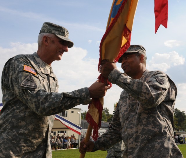 USAREUR's largest sustainment command welcomes new commanding general