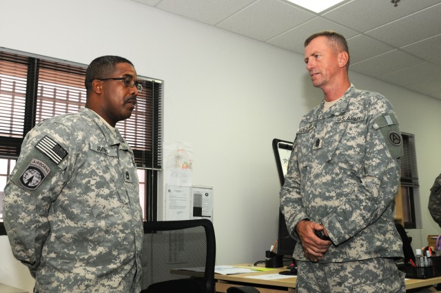 Third Army CSM visits troops in Qatar