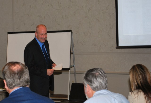 Welker addresses community leaders at luncheon