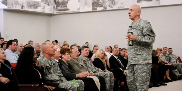 RDECOM praises efforts to empower, unburden and protect Soldiers