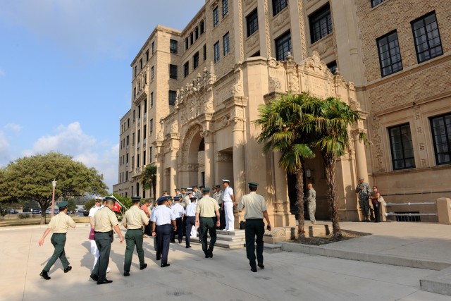 Columbians arrive at U.S. Army South HQ