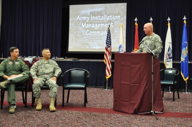 IMCOM Command Sgt. Maj. Neil Ciotola thanks Maj. Gen. Byron C. Hepburn, commander of the 59th Medical Wing and Maj. Gen. Ted Wong, commanding general of Southern Regional Medical Command and Brooke Ar