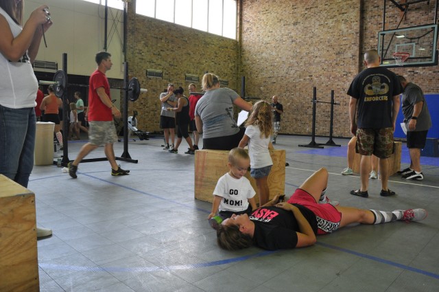 Fight Gone Bad 6 Centurion CrossFit Fort Hood-5