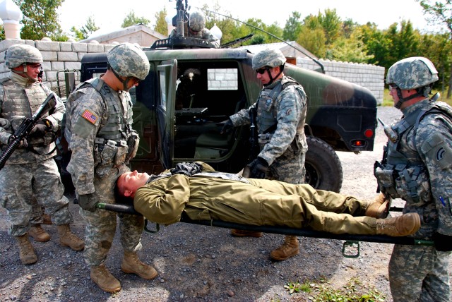 Army National Guard Aviation Soldiers from New York, Connecticut, and Maine Train at Fort Drum, NY