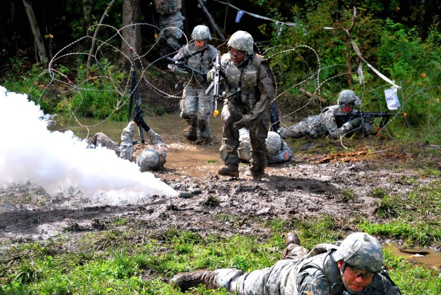Army National Guard Aviation Soldiers from New York, Connecticut, and Maine Train at Fort Drum, NY