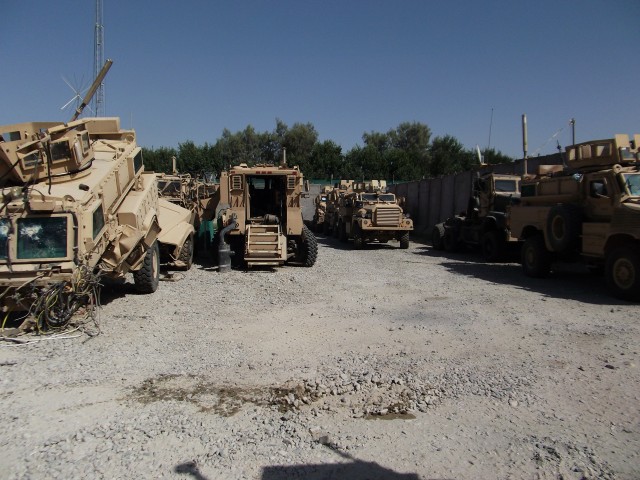Logistics and Readiness Center and Tobyhanna Army Depot: a single face to the field