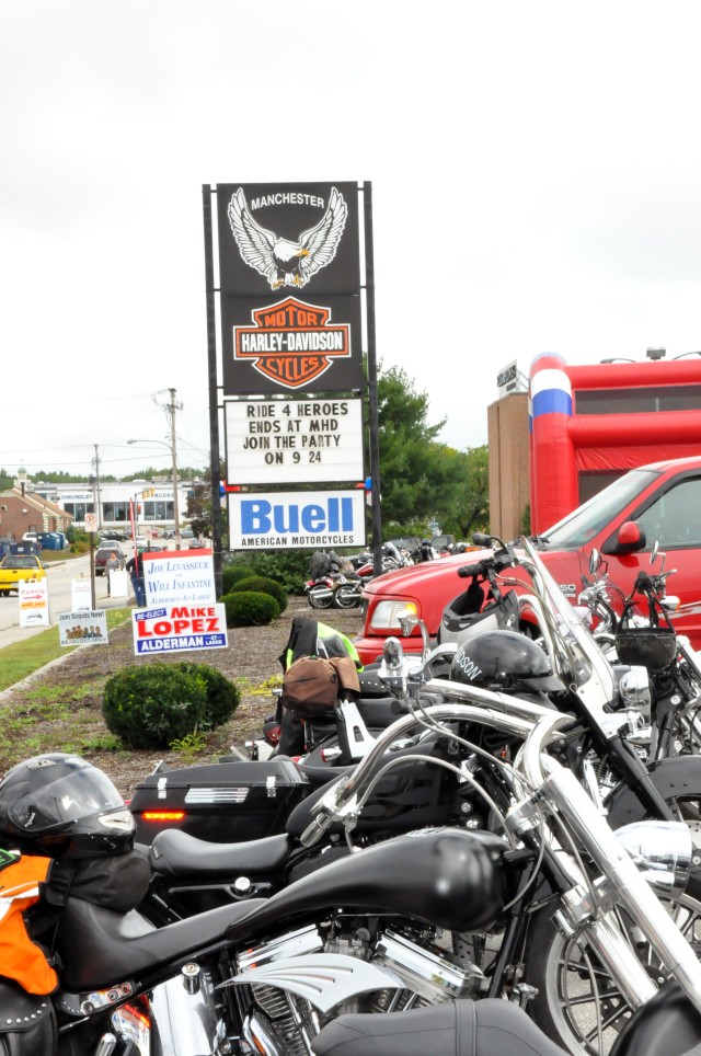 Motorcyclists 'Ride for Our Heroes'