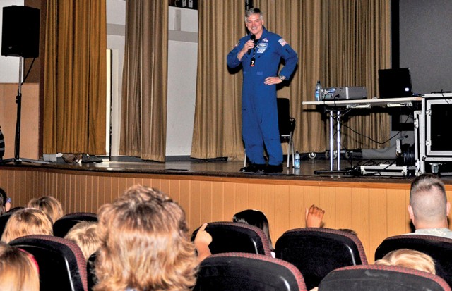 Adventures in space: NASA shuttle pilot shares experiences with Wiesbaden students