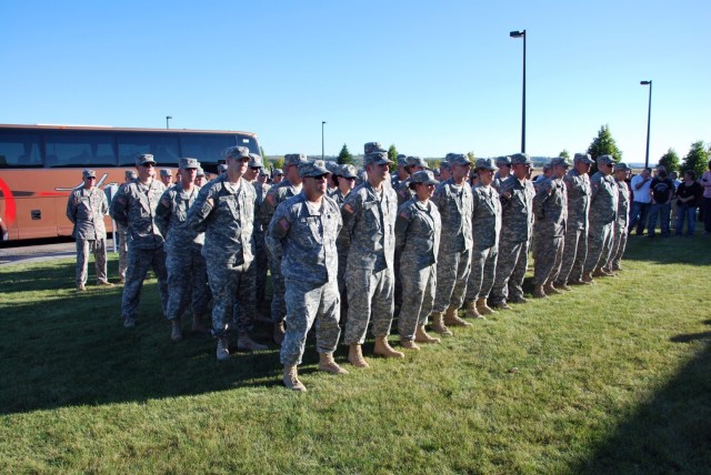 Community sends off Guardsmen deploying to Kosovo