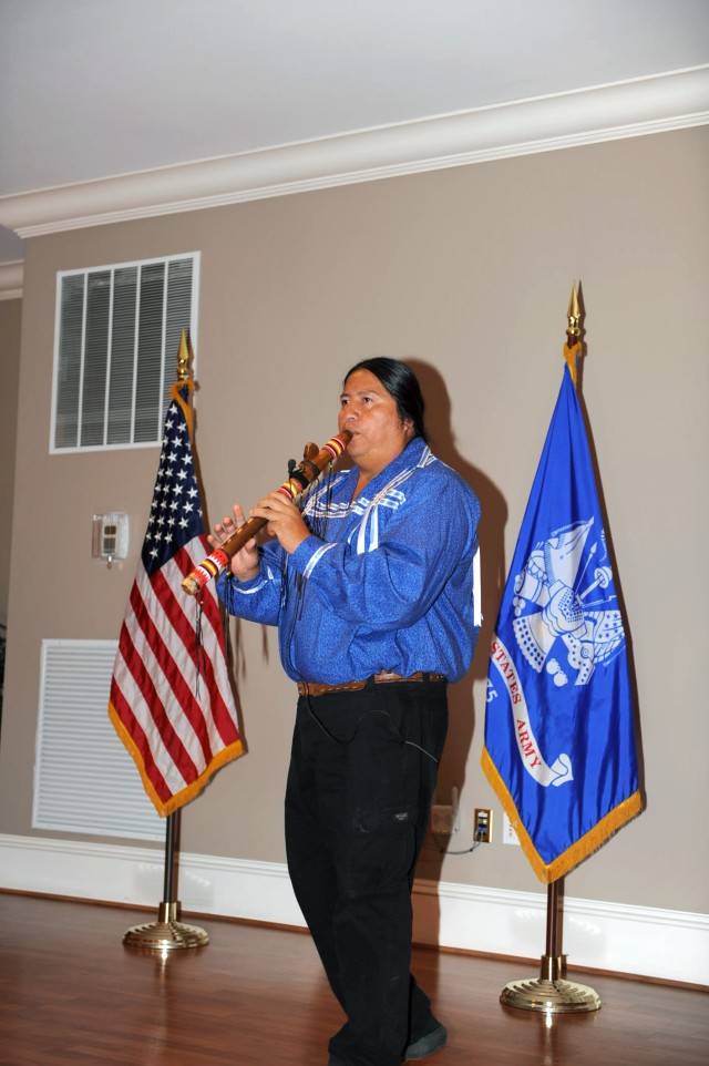 Cherokee artist, musician speaks at ANAD