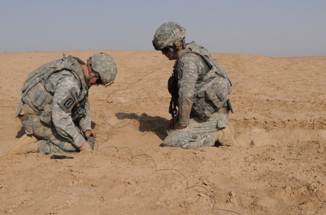 EOD Soldiers at work